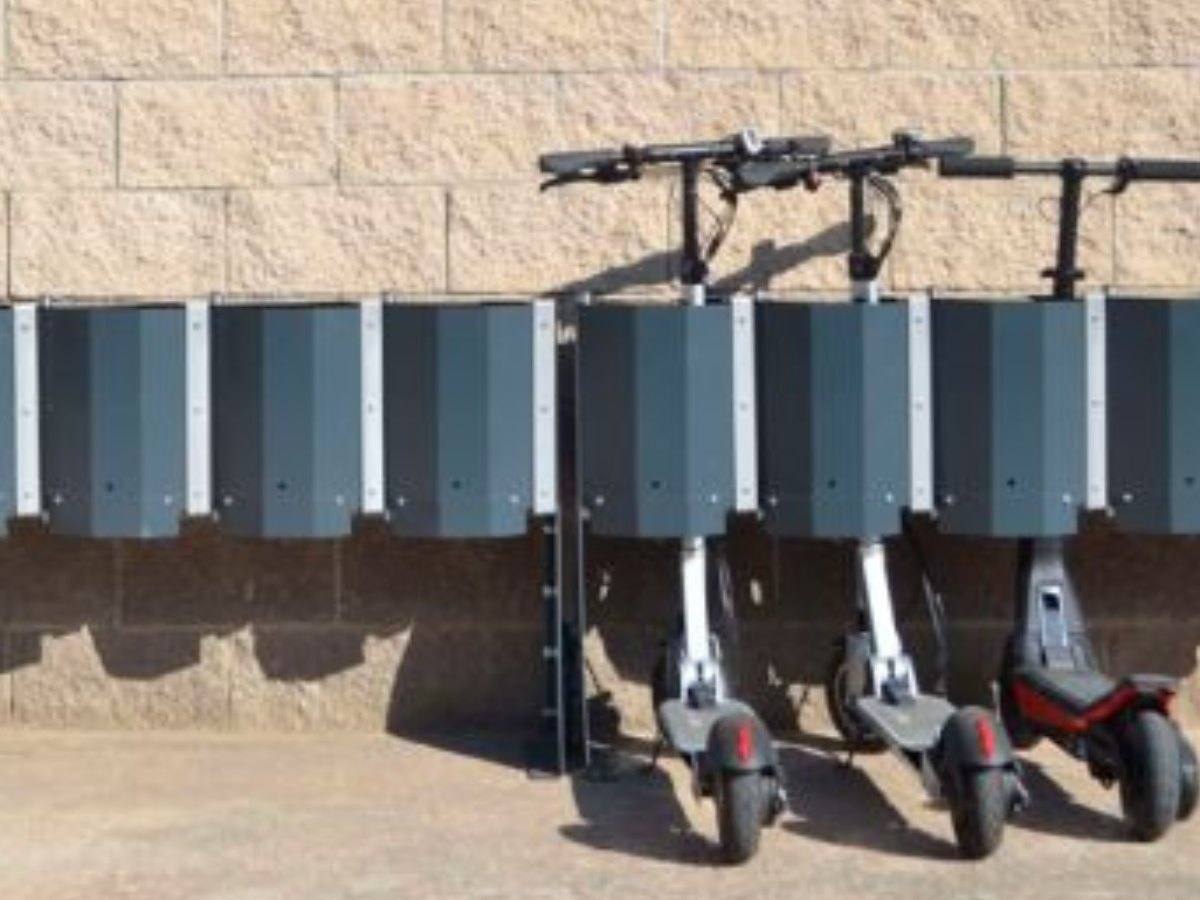 Scooter and moped parking