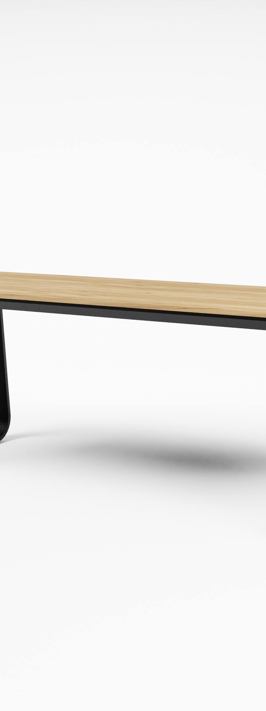 Tafel lang met getailleerd aluminium onderstel