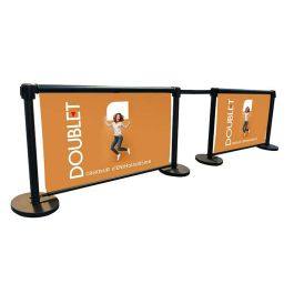 Oprolbaar reclamedoek voor afzetpalen