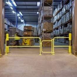 Zelfsluitend toegangspoortje voor beschermhek