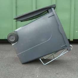 Kantelsteun voor het reinigen van containers